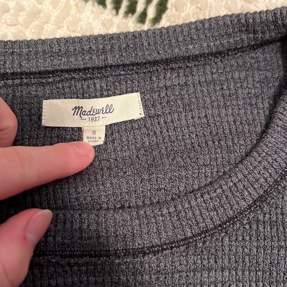 Madewell dark gray long sleeve T-shirt - Picture 3 of 4
